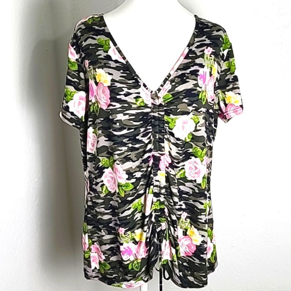 Bae City Green & Black Camouflage Top, Pink Roses, Ruching Down Front, Sz 1X